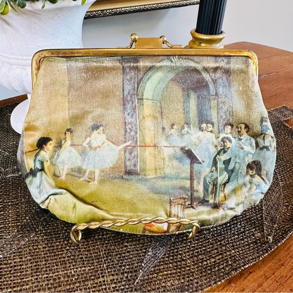 VINTAGE MADE IN ITALY TOP CLASP CLUTCH 5”H - 7”W TWO POCKET COMPARTMENT RARE - Picture 3 of 9